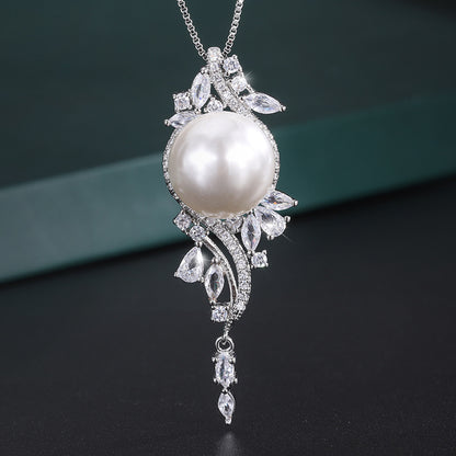 Handset Freshwater Pearl Pendant Necklace